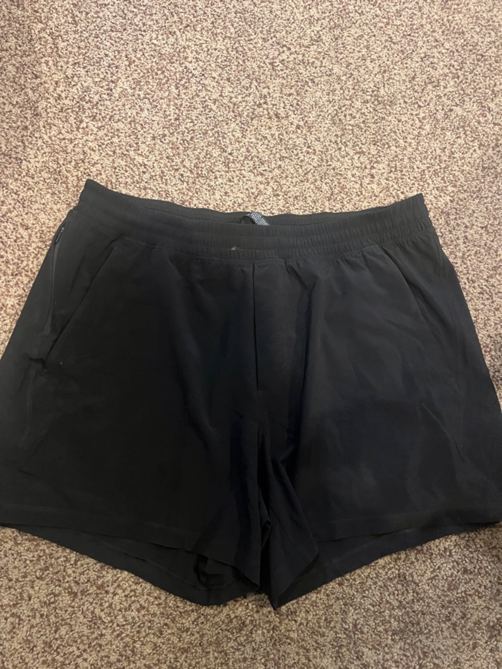 Lululemon black men’s shorts
